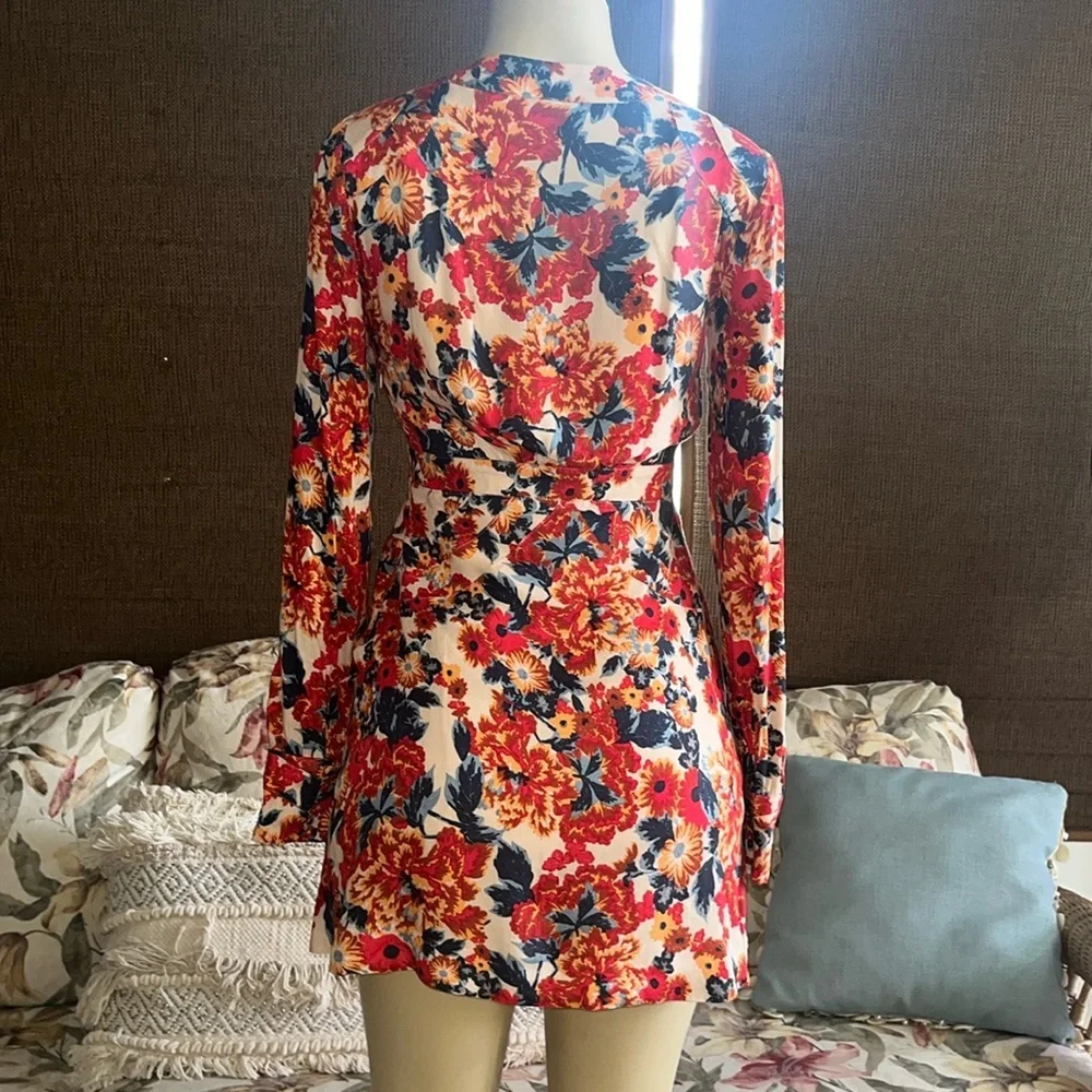 Free People Spring Floral Plunge Mini Dress Size 2 - Picture 5 of 12